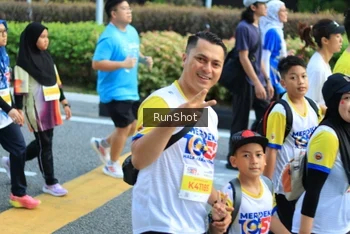 Runner Photo 4870090