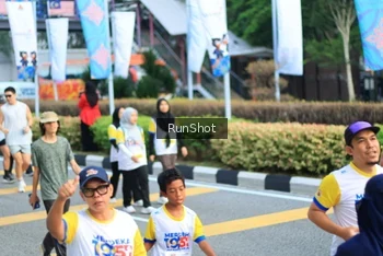 Runner Photo 4870116