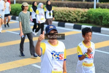 Runner Photo 4870118