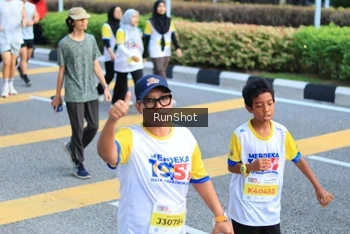 Runner Photo 4870131