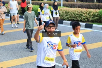 Runner Photo 4870132