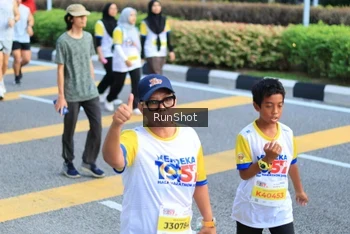 Runner Photo 4870134