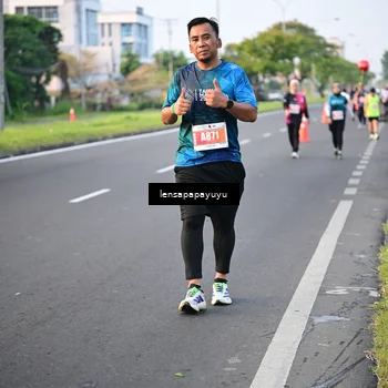 Runner Photo 4870255