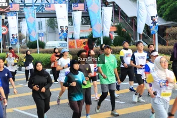 Runner Photo 4870258