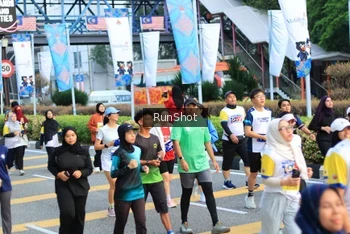 Runner Photo 4870275