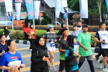 Runner Photo 4870279