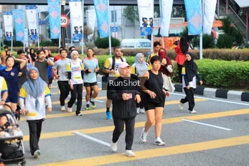 Runner Photo 4870295