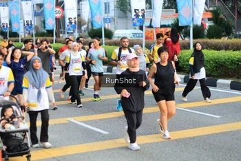 Runner Photo 4870307