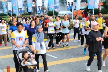 Runner Photo 4870342
