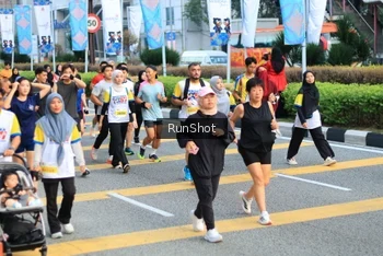 Runner Photo 4870349