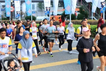 Runner Photo 4870351