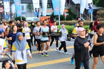Runner Photo 4870367