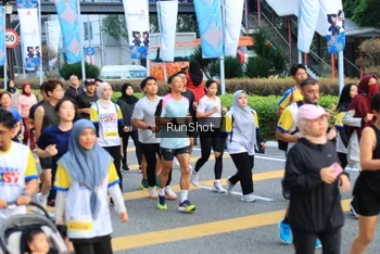 Runner Photo 4870377