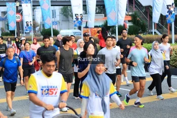 Runner Photo 4870435