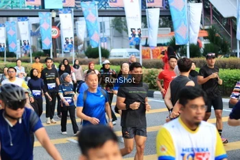 Runner Photo 4870454