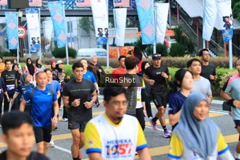 Runner Photo 4870462