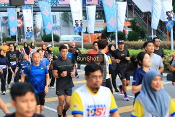 Runner Photo 4870464