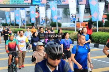 Runner Photo 4870473
