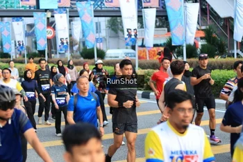 Runner Photo 4870489