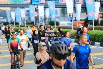 Runner Photo 4870503