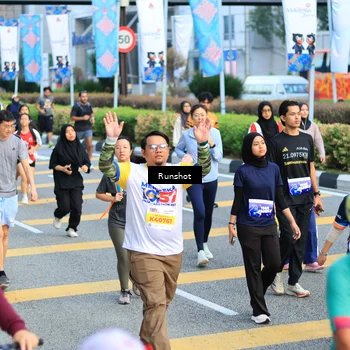 Runner Photo 4870555