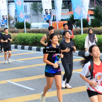 Runner Photo 4870644