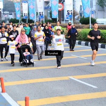 Runner Photo 4870655