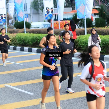 Runner Photo 4870673
