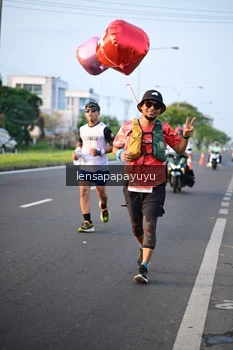 Runner Photo 4870684