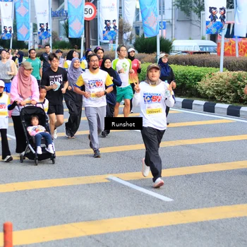 Runner Photo 4870698