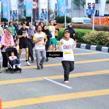Runner Photo 4870707