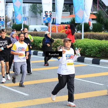 Runner Photo 4870720