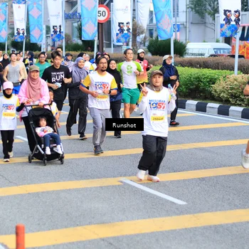 Runner Photo 4870743