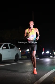 Runner Photo 4870760
