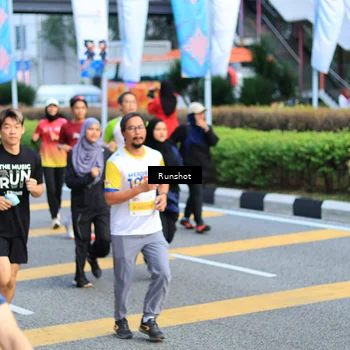 Runner Photo 4870765