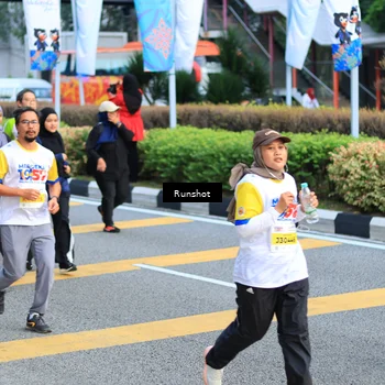 Runner Photo 4870766