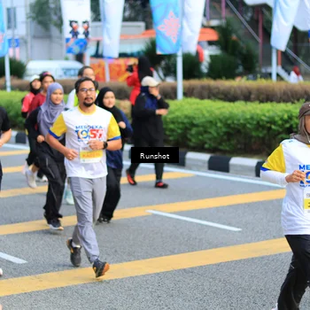 Runner Photo 4870776