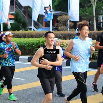 Runner Photo 4871183