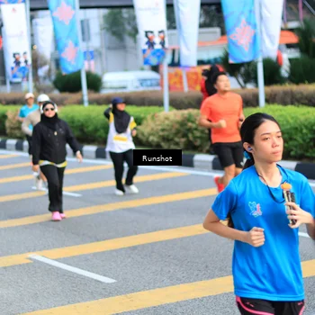 Runner Photo 4871221