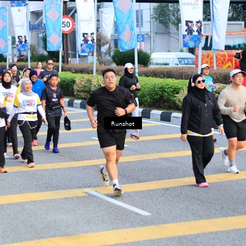 Runner Photo 4871263