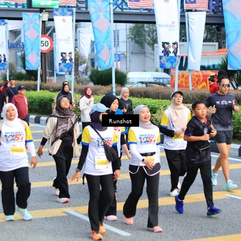 Runner Photo 4871266