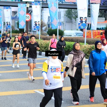 Runner Photo 4871333