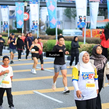 Runner Photo 4871366
