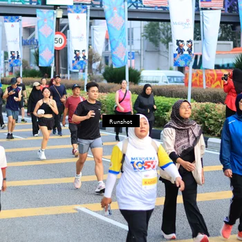 Runner Photo 4871368