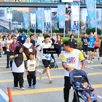 Runner Photo 4871615