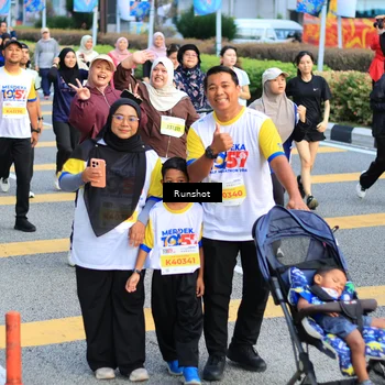Runner Photo 4871635