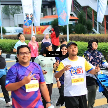 Runner Photo 4871719