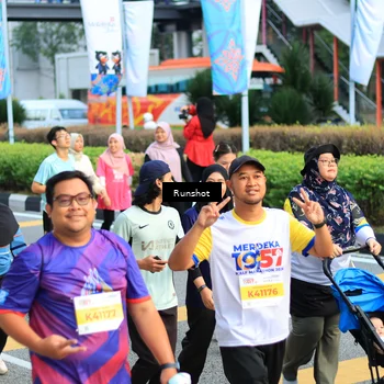 Runner Photo 4871723