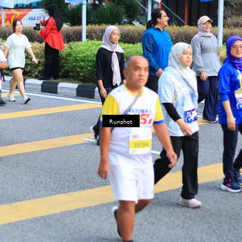 Runner Photo 4871828