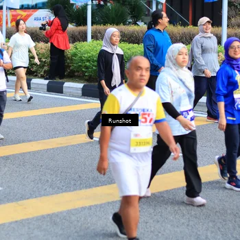 Runner Photo 4871878